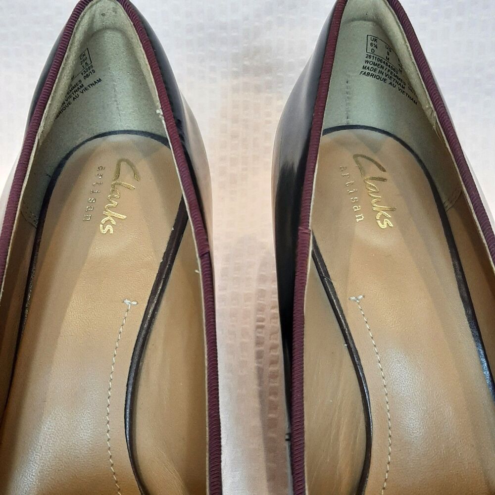 Clarks Artisan Pumps Black Red Women Size 9 Tarah Rosie Block Heel Shoes Tassel - Picture 3 of 7